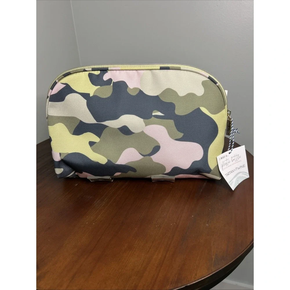 NWT Tartan+Twine Cosmetic Bag Pink & Green Camo Sustainable